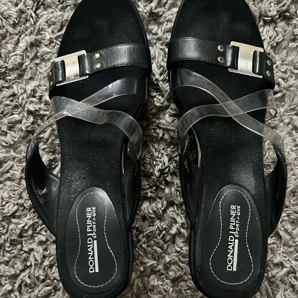 Donald J Pliner Giselle Sportique black strap and buckle clear cross straps. 8.5 - Picture 1 of 9